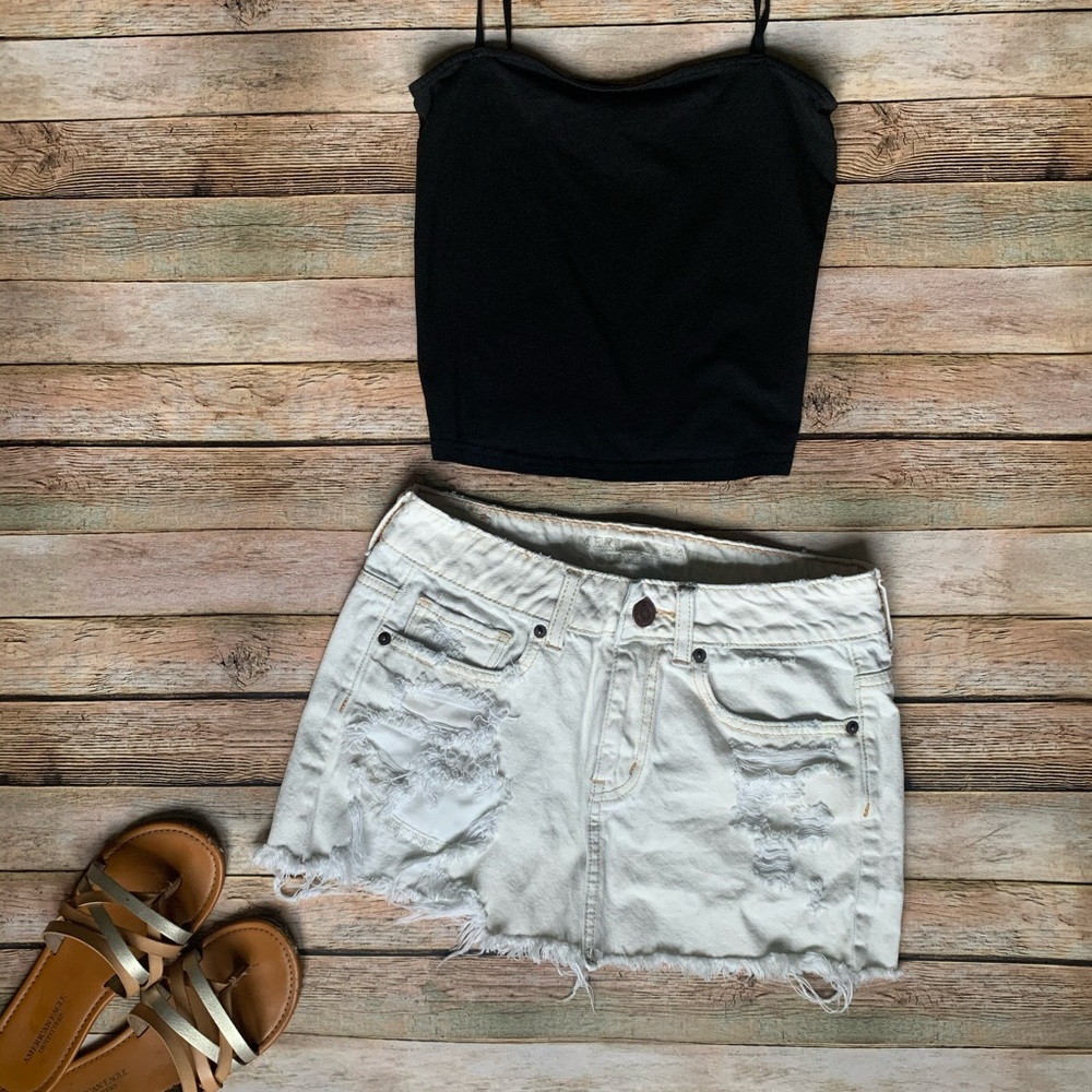 American Eagle cream jean distressed skirt size 0